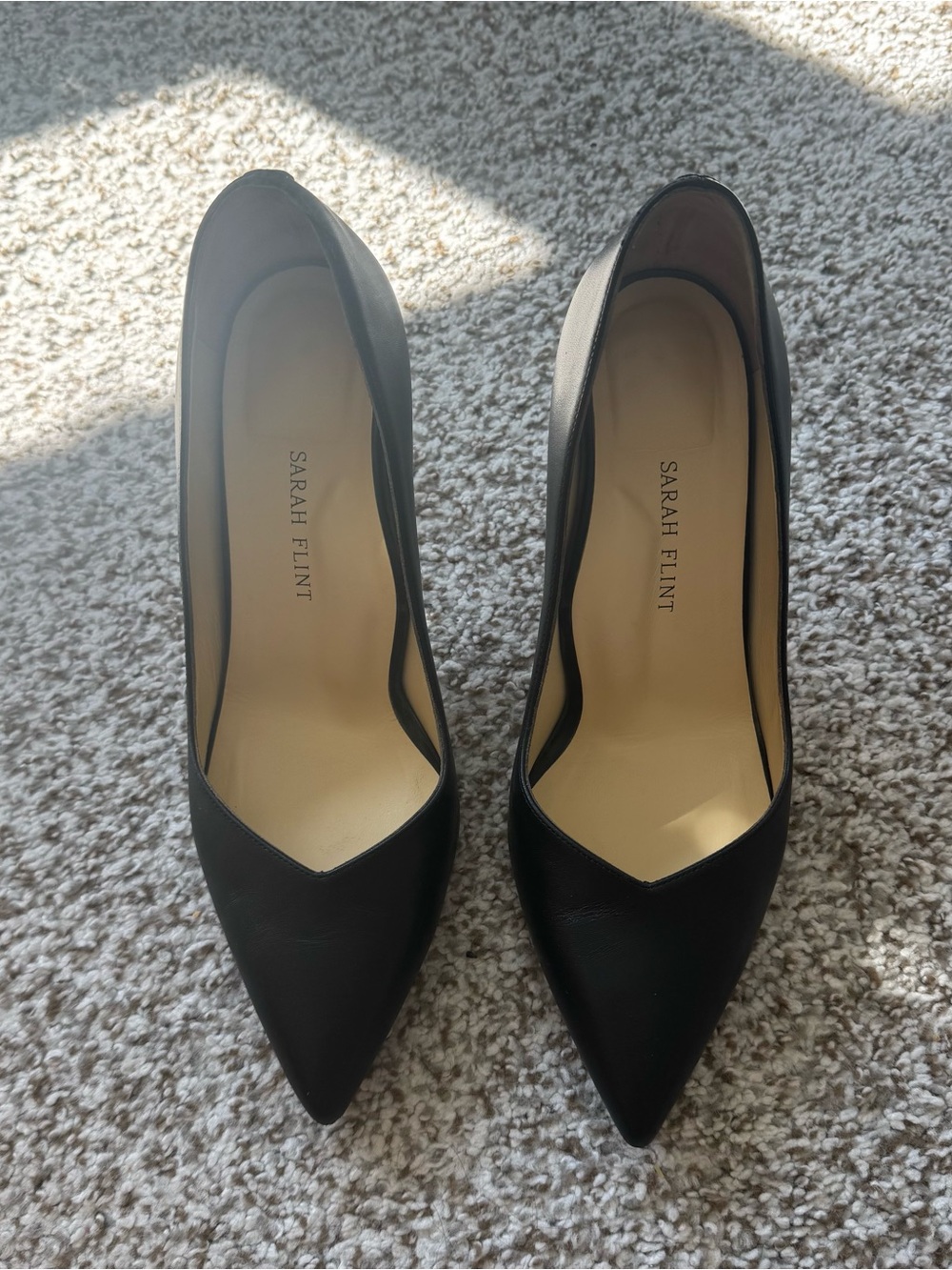 Sarah Flint Black Leather Pointed Toe Pumps Sz 38 AS IS